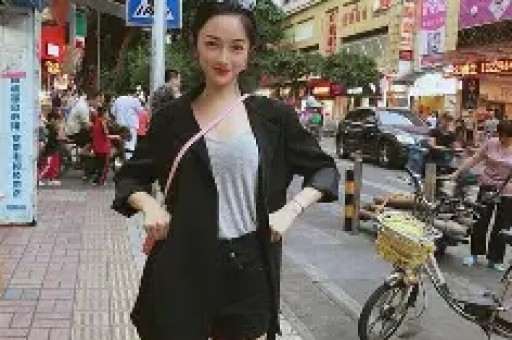 曝网红张艺凡出轨前男友更是爆料她不是第一次出轨了! 曝网红张艺凡出轨前男友更是爆料她不是第一次出轨了!